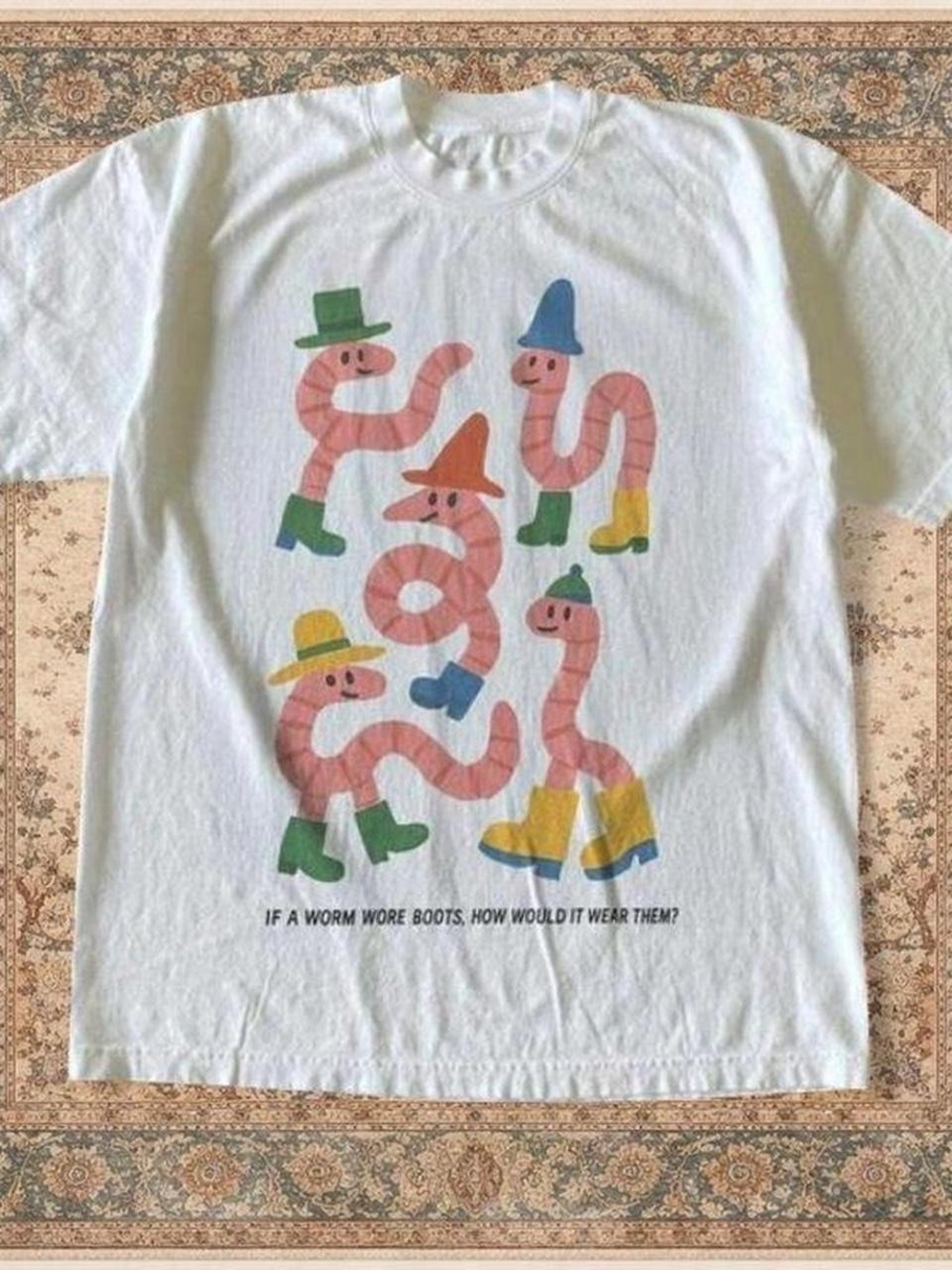 Cute Worms In Hats & Boots Vintage Graphic T-Shirt